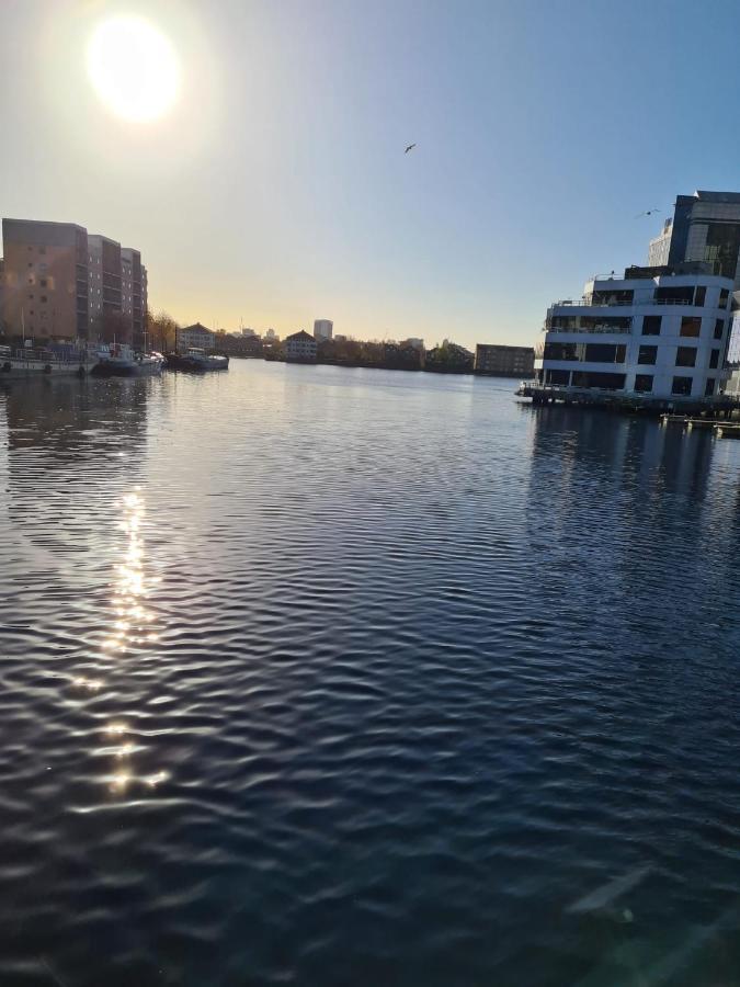 Wns Apartments Canary Wharf 런던 외부 사진
